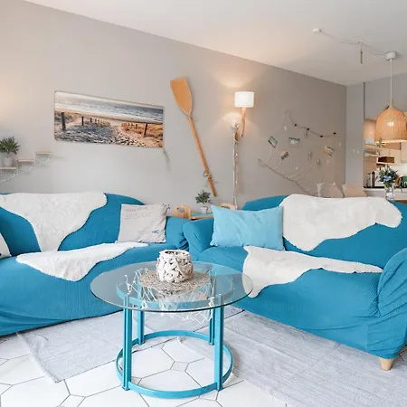 Haus Moewenstrasse Mehr Holiday home Groemitz